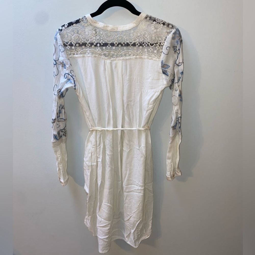 Anthropologie, Tiny: Amarante Embroidered Floral Button White Blue Shirt Dress—M - Picture 2 of 2
